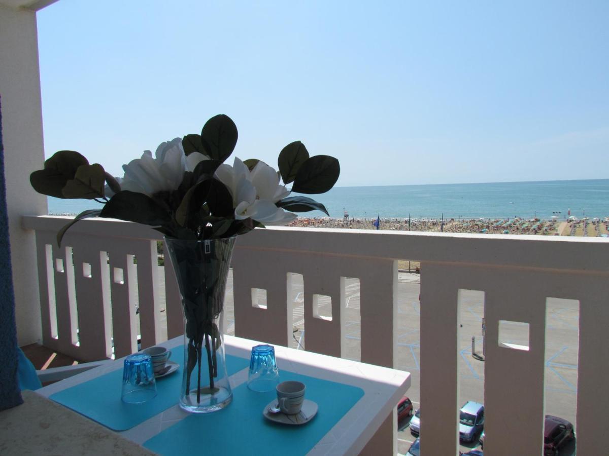 Condominio Zenith Bibione Eksteriør bilde